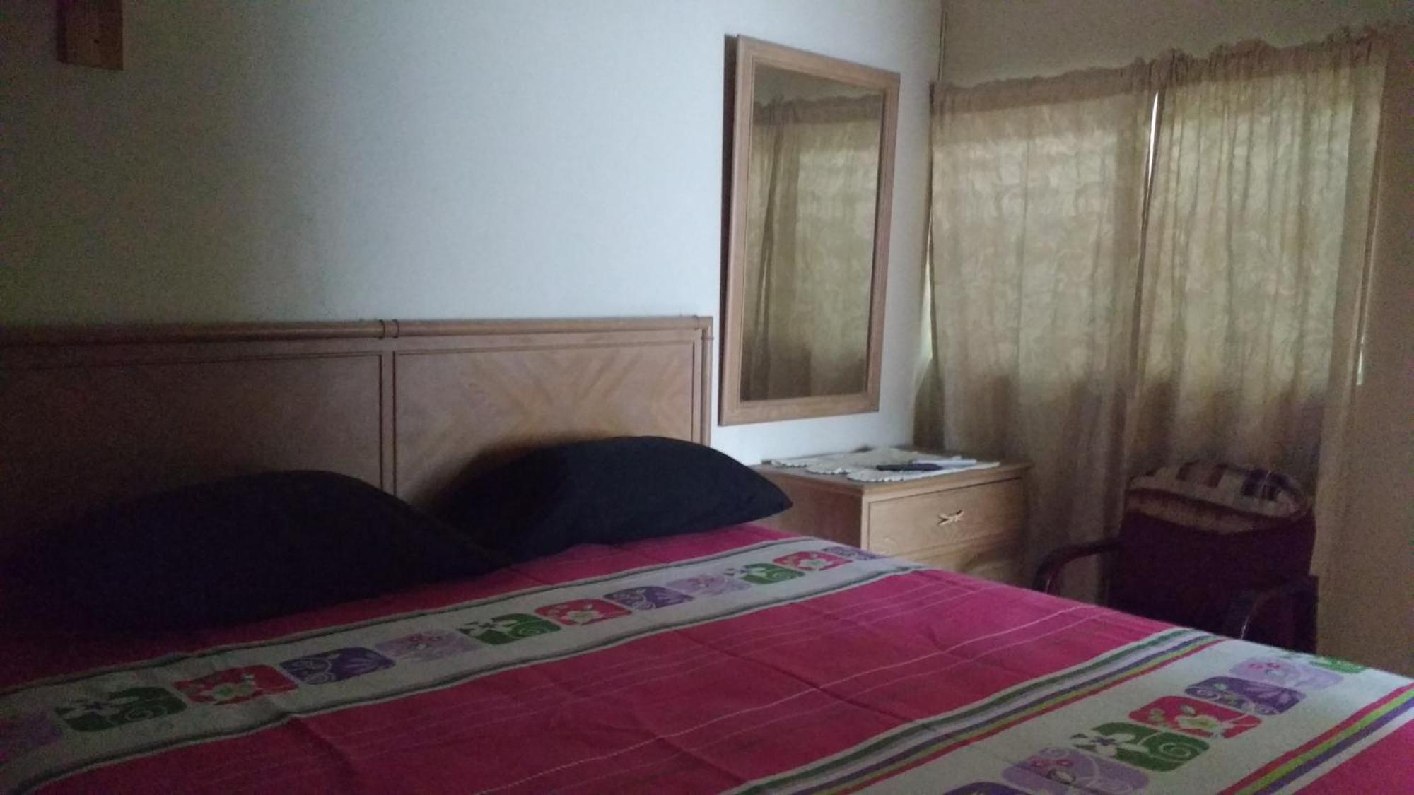 Yard Style Hotel Kingston Ngoại thất bức ảnh